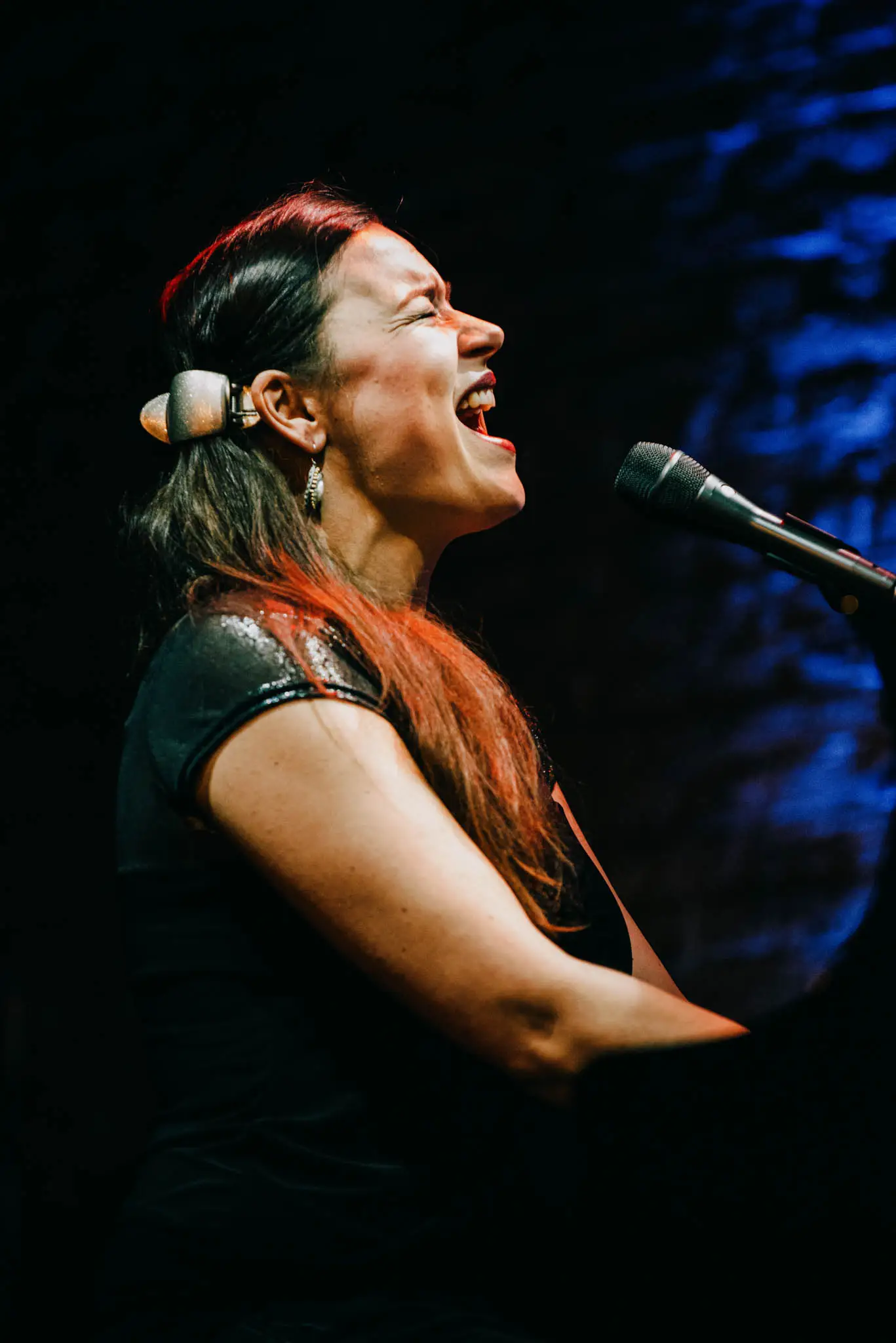 Konzertfotografie Jazz Sängerin Laia Genc Live Fotografie für Musiker, Kleinkünstler und Schauspieler