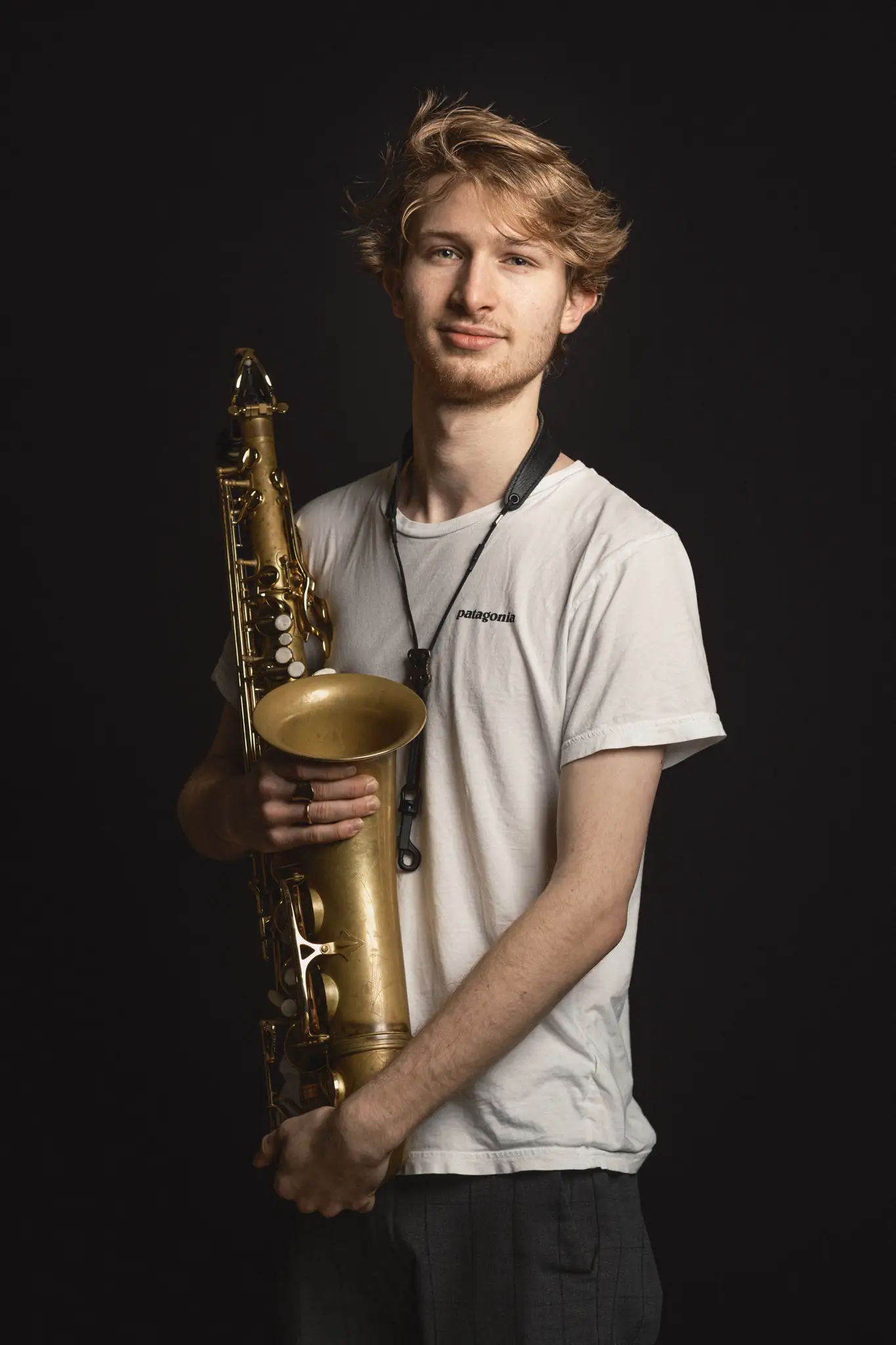 Musikerportrait Finn Grah Saxophone Aachen Euregio Modernes Künstlerportrait des Saxophonisten Finn Grah